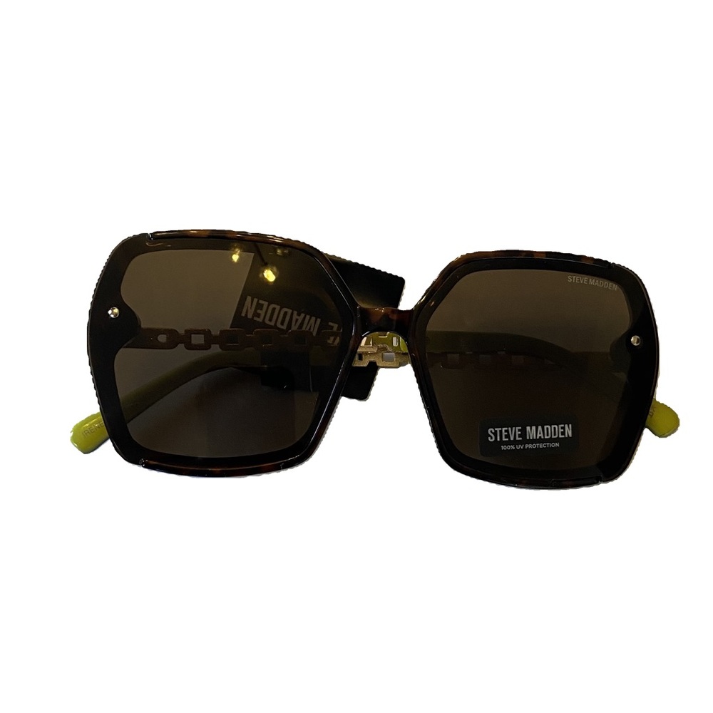 Steve Madden Women’s Sunglasses